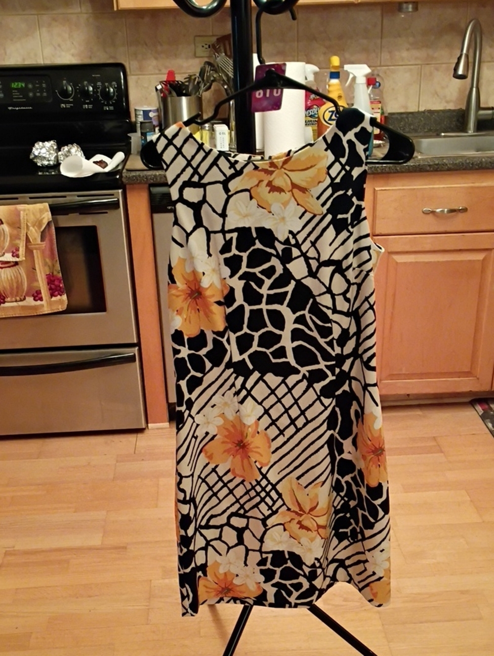 Kim Rogers Black White Floral-Print Midi Dress with Yellow Accents